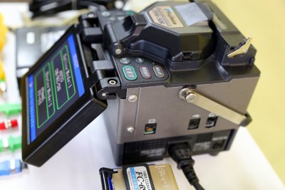 Fujikura FSM-50R12-6.jpg