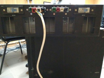 UPS1.jpg