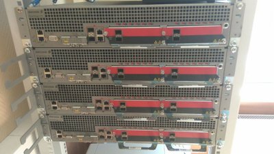 se100-front.thumb.jpg.c2639a356b0404883a6d4eea46956b66.jpg