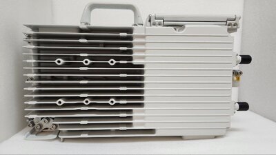 7. Huawei RRU3182e.jpg