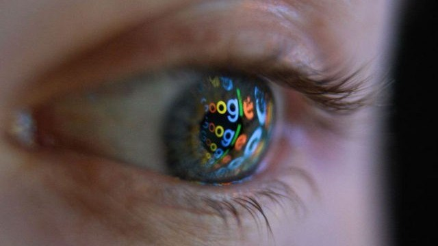 Google и Facebook тайно следят за любителями "клубнички"