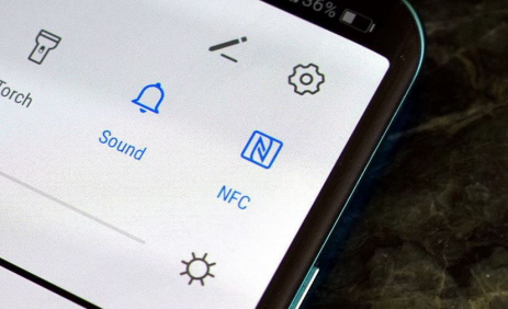 NFC как замена для наличных и банковских карт, и не только