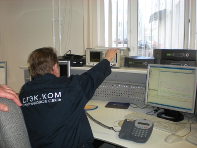 Спутник под контролем: тестовая лаборатория и телепорт Стэк.ком