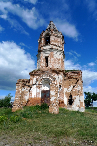 Разрушенные церкви. Маршрут выходного дня.