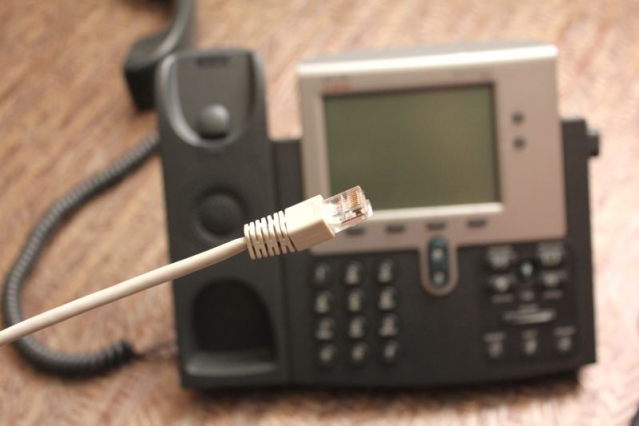 RIP PSTN: единоборство настольных аппаратов