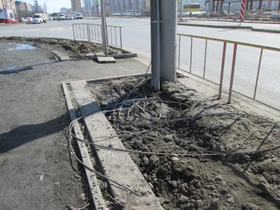 Столбы и муфты