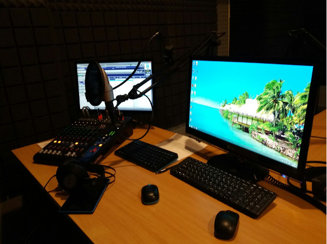 Как устроено современное FM-радио