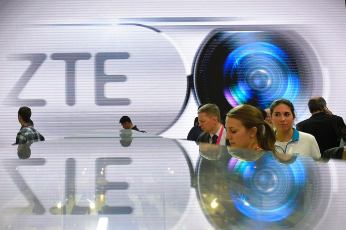 Китайскую ZTE отлучили от американских технологий