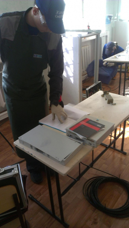 О том как проходят чемпионаты по монтажу кабельных систем среди студентов