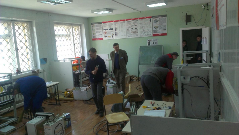 О том как проходят чемпионаты по монтажу кабельных систем среди студентов