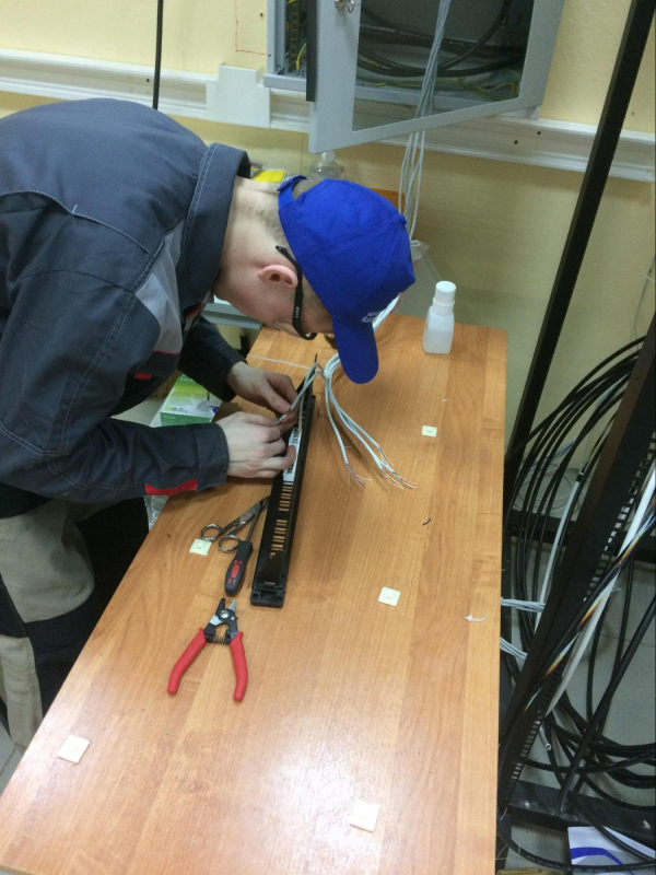 О том как проходят чемпионаты по монтажу кабельных систем среди студентов