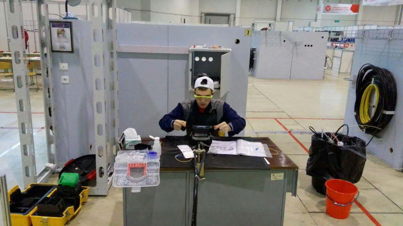 О том как проходят чемпионаты по монтажу кабельных систем среди студентов