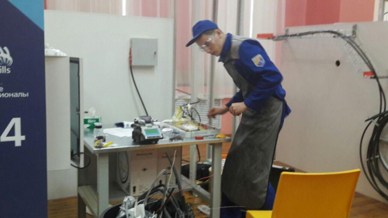 О том как проходят чемпионаты по монтажу кабельных систем среди студентов