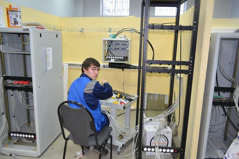 О том как проходят чемпионаты по монтажу кабельных систем среди студентов