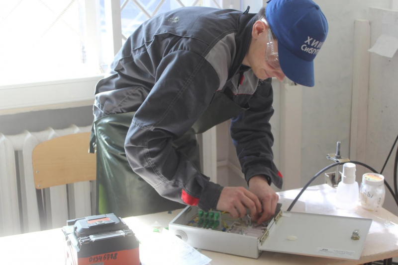 О том как проходят чемпионаты по монтажу кабельных систем среди студентов