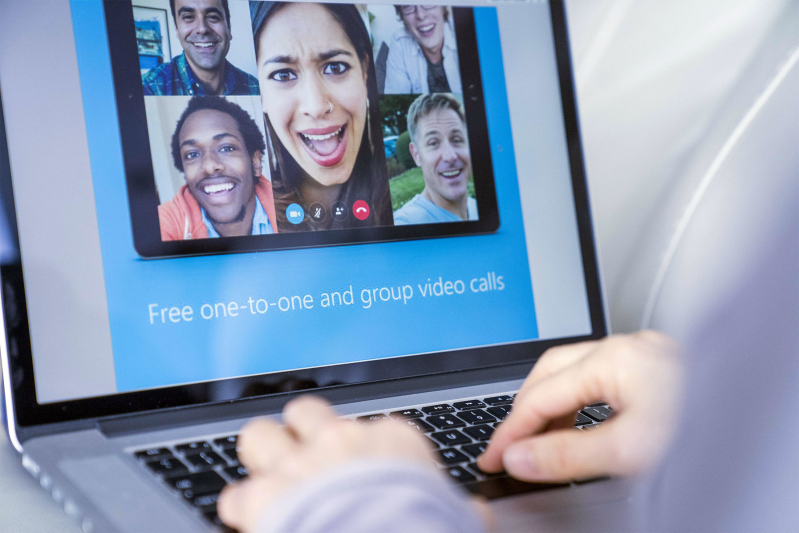 Как Microsoft "роет яму" Skype