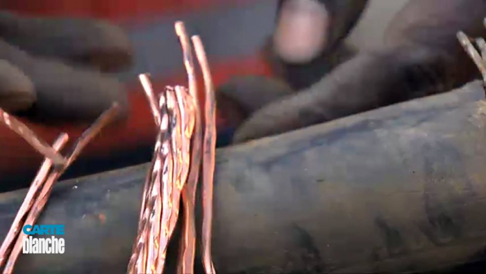 В ЮАР кража кабеля карается строже, чем убийство, но хищения продолжаются