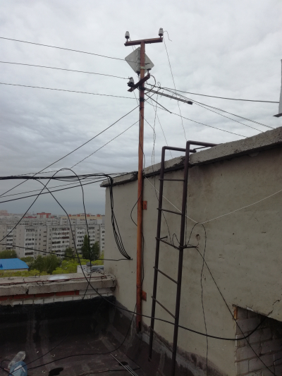 Крыша. Относительно чистая