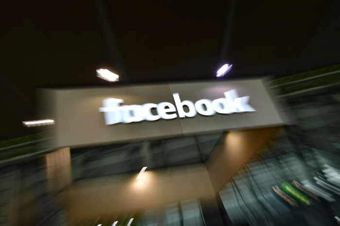 Как в реальности работается модераторам Facebook