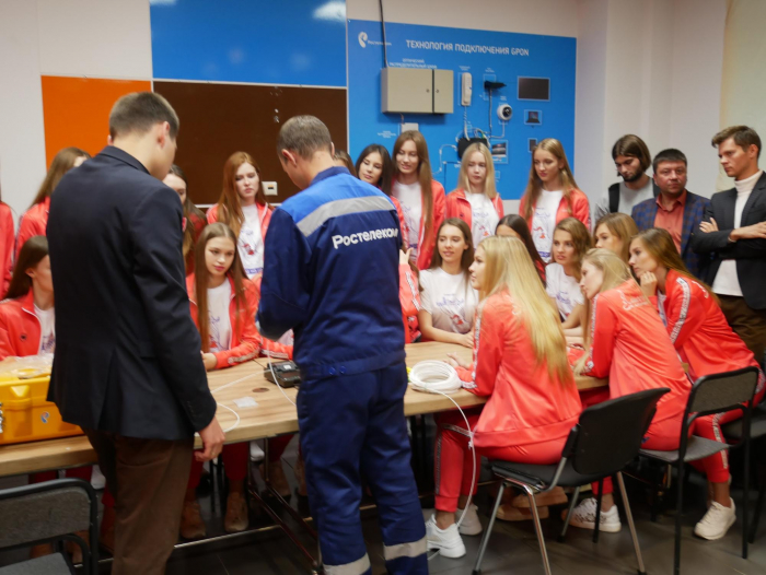 Красотки, оптика, “Ростелеком”
