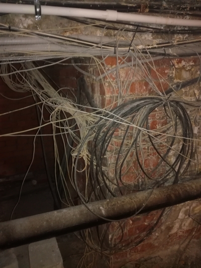 Чердак, витые, скрутки, телевидение