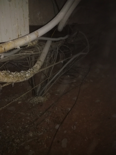 Темный техэтаж