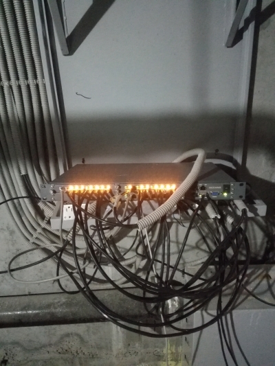 Оптика в подвале