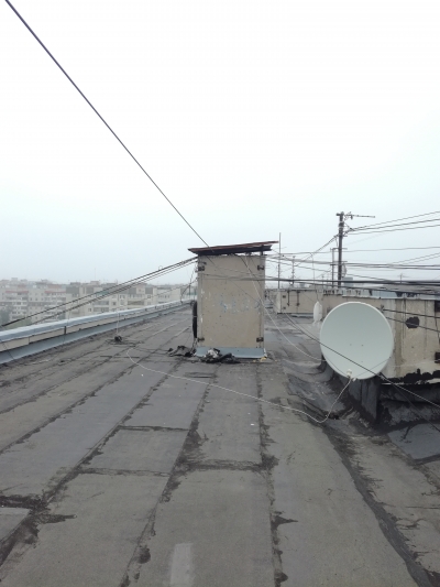 Крыша, пасмурный день