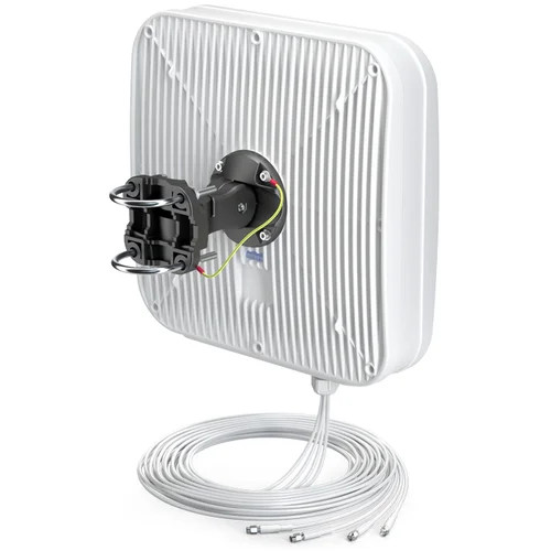 Секторная антенна QuPanel LTE HP MIMO 4x4, LTE, 5м кабель, SMA разъём