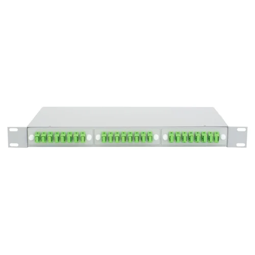 Кросс оптический 19" (ШКОС) укомплектованный на 24 SC/APC порта (комплект с розетками и пигтейлами)
