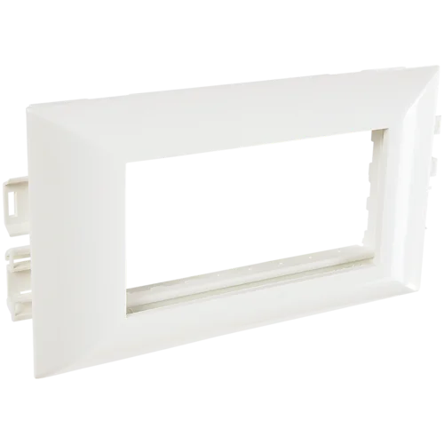 Суппорт с рамкой на 1 пост (45х45) в профиль для кабельного канала 130х50 Суппорт с рамкой на 1 пост (45х45) в профиль для кабельного канала 130х50