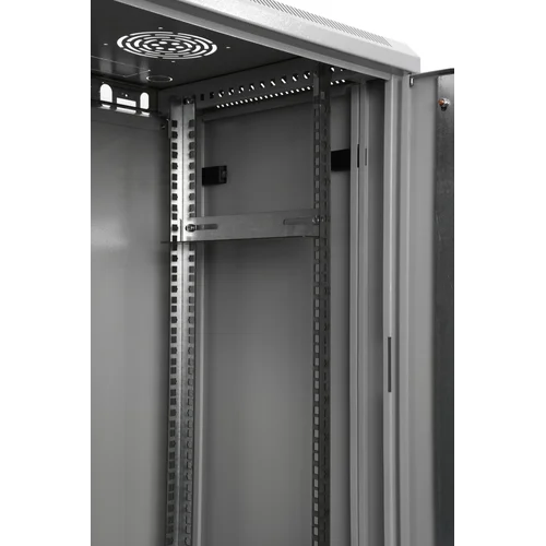 Шкаф телекоммуникационный настенный 15U, 600х450х770 (ШхГхВ)