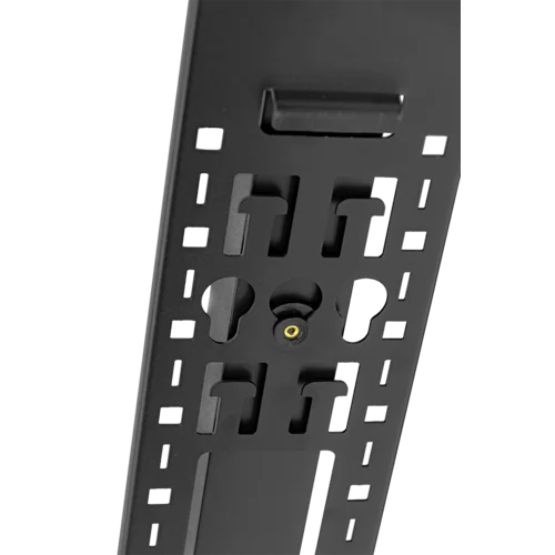 Блок розеток с функциями измерения и управления каждой розеткой серия STD, 36xC13, 6xC19, вход IEC60309 3x16A (3P+N+PE) Блок розеток с функциями измерения и управления каждой розеткой серия STD, 36xC13, 6xC19, вход IEC60309 3x16A (3P+N+PE)