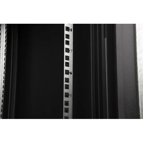 Шкаф телекоммуникационный настенный 15U, 600х600х770 (ШхГхВ)