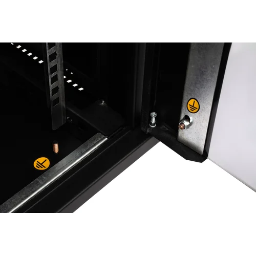 Шкаф телекоммуникационный настенный 18U, 600х600х901 (ШхГхВ)