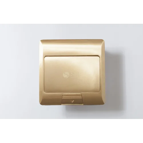 Люк на 2 поста (45х45), латунь, с металлической коробкой, IP44 Люк на 2 поста (45х45), латунь, с металлической коробкой, IP44