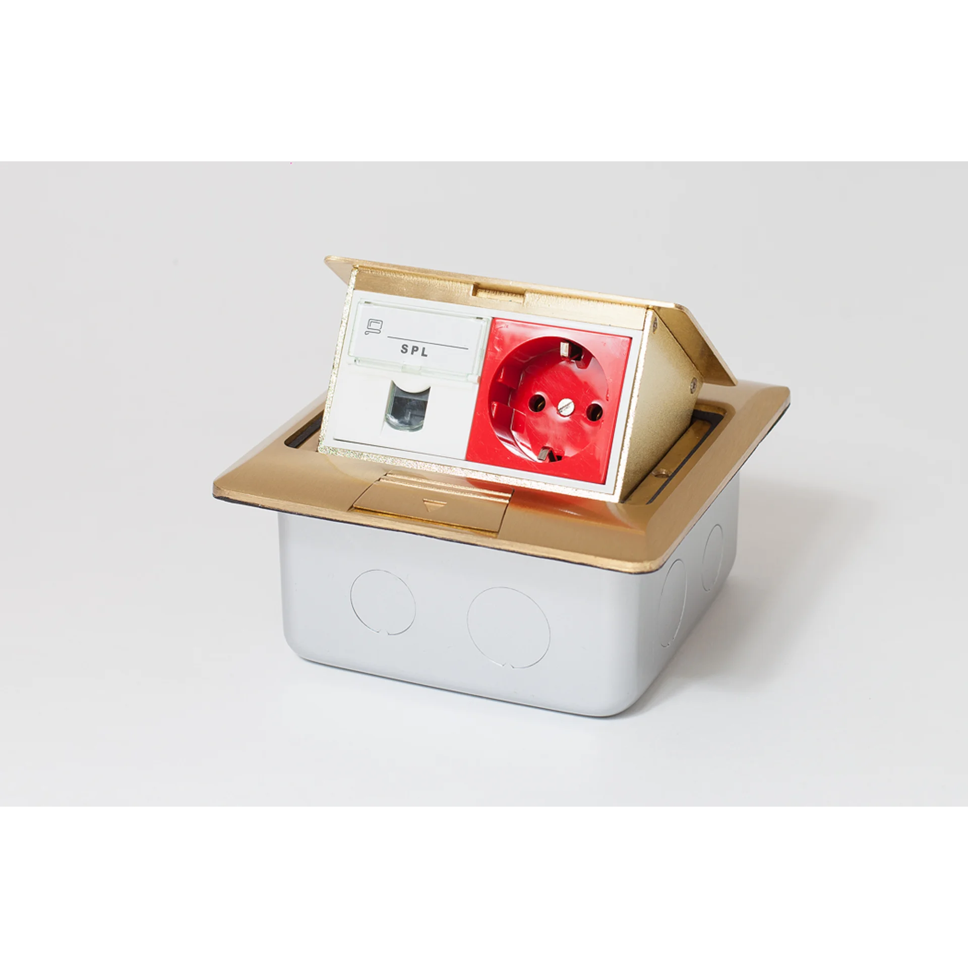 Люк на 2 поста (45х45), латунь, с металлической коробкой, IP44 Люк на 2 поста (45х45), латунь, с металлической коробкой, IP44