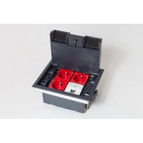 Люк на 4 поста (45х45),металл/ пластик, с пластиковой коробкой, IP40