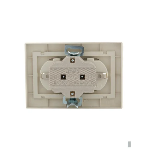 Розетка 2-м СП Mira 16А IP20 с заземл. со вставкой керамика крем. LEZARD 701-0303-127
