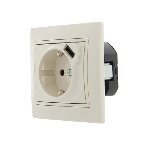 Розетка 1-м СП Mira 16А с заземл. + USB разъем крем. LEZARD 701-0303-181 Розетка 1-м СП Mira 16А с заземл. + USB разъем крем. LEZARD 701-0303-181