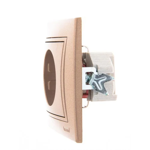 Розетка 1-м СП Mira 16А IP20 с заземл. защ. шторки со вставкой керамика свет. корич. перламутр. LEZA Розетка 1-м СП Mira 16А IP20 с заземл. защ. шторки со вставкой керамика свет. корич. перламутр. LEZA