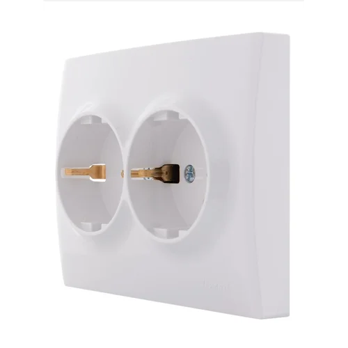 Розетка 2-м СП Karina с заземл. термопласт бел. LEZARD 707-0200-127B