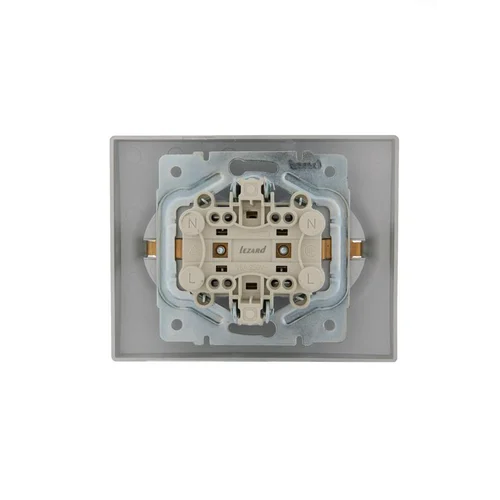Розетка 2-м СП Karina с заземл. термопласт матов. серебр. LEZARD 707-4300-127B