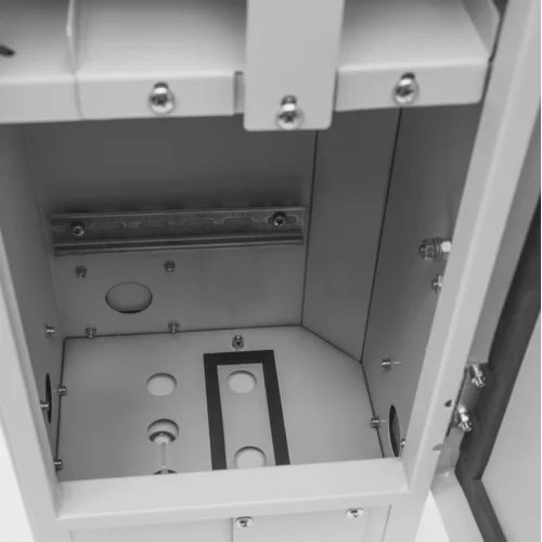 Шкаф уличный серии Real1, 510х240х245, RAL7035, с утеплителем