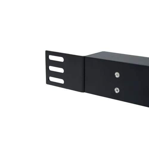 Блок электрических розеток на 16хIEC320 C13 и 4хIEC320 C19, шнур питания 3 м 3x6мм2 с вилкой IEC 60309 32A 2P＋E (IP44) 1077.0х50.0х44.4мм