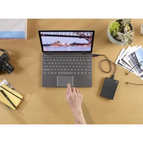 Жесткий диск Seagate USB 3.0 2TB STKY2000400 One Touch 2.5" черный Жесткий диск Seagate USB 3.0 2TB STKY2000400 One Touch 2.5" черный