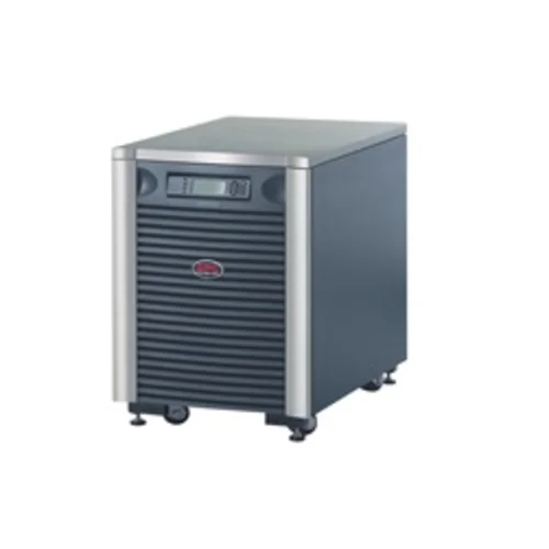 Источник бесперебойного питания Symmetra LX, 4кВА с возможностью масштабирования до 8кВА, N+1, 220/230/240В или 380/400/415В