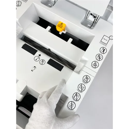 Уничтожитель документов ГЕЛЕОС АП40-5, DIN P-5 (5 ур-нь секр.), фрагмент 1,9х12мм, АВТОПОДАЧА 180 лист (70г/м2), пл.карты/скрепки/скобы, 37 литров