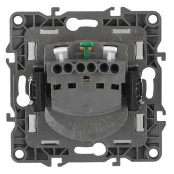 Розетка 1-м СП Эра12 12-2102-01 16А IP20 16AX 250В 2P+E Schuko защ. шторки механизм бел. Эра Б001468